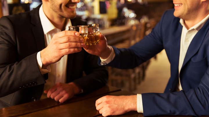 Druga priča van skupštine - Evo kako šuruju vlast i opozicija!