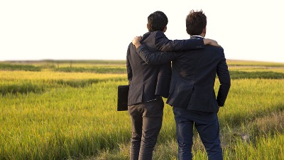 PREOKRET VEKА! Rat tera milijardere - svi hrle u ovu zemlju zbog POREZA!