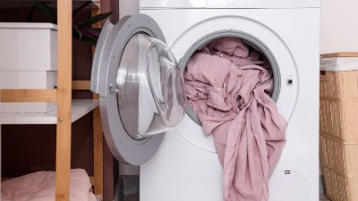 Greška koju mnogi prave: Nikako ne perite posteljinu na 40 stepeni — ovo je idealna temperatura tokom sezone alergija