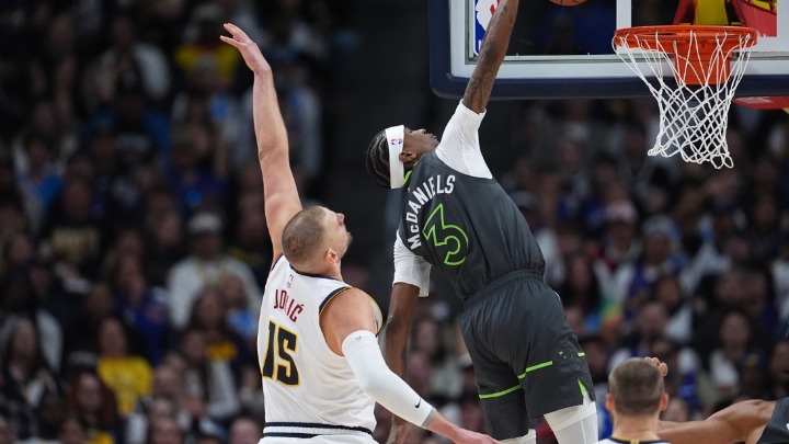 "Vukovi" naljutili Jokića, on im uzvratio brutalnim tripl-dablom: Denver poveo u seriji protiv Minesote (VIDEO)