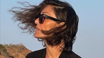 TRAGEDIJA U PARIZU: Poznata glumica preminula nakon nesreće u bazenu 