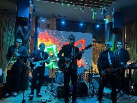 Subota kao nekad: Ekipa portala Direktno na licu mesta - Vampiri hitovima brišu granice među generacijama