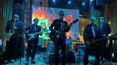 Subota kao nekad: Ekipa portala Direktno na licu mesta - Vampiri hitovima brišu granice među generacijama