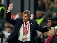 Piksi se pojavio u javnosti: Izašao pred pun stadion, evo kako su ga dočekali navijači (VIDEO)