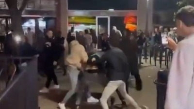 HOROR U AMERICI: Petoro ranjeno kod kampusa, jedna osoba kritično!