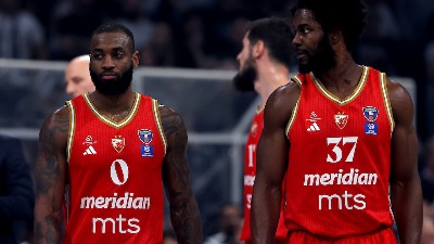 Košarkaši Crvene zvezde bez izjava nakon večitog derbija protiv Partizana