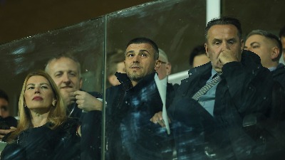 Nova bruka Partizana - Trampov saradnik zamalo poljubio vrata u Humskoj, niko iz uprave ga nije dočekao!