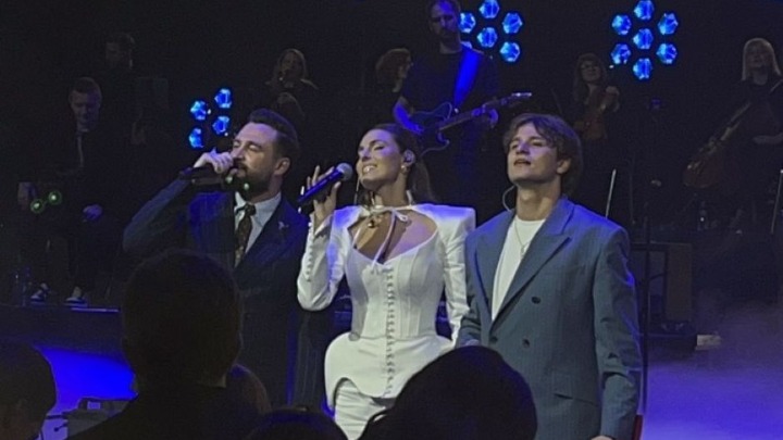 Jakov, Džejla i Matija zajedno na sceni: Evo kako zvuči kada se najbolji glasovi regiona ukrste (VIDEO)