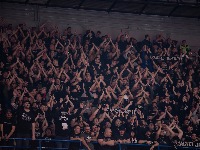 Incident pre početka derbija: "Grobari" bacili topovski udar ka domaćim navijačima