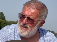 DOK JE GRAD JURIO, ON JE ŽIVEO: Adem sa Ade Međice je kuvao, voleo i živeo drugačije