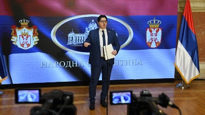 Rasprava SNS i ZLF u Skupštini - Mrdić nazvao Lazovića "pojavom"