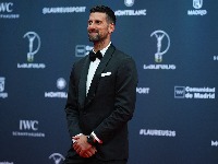 Pogledajte kako Novak izgleda na crvenom tepihu: Večeras će biti u nesvakidašnjoj ulozi (VIDEO)