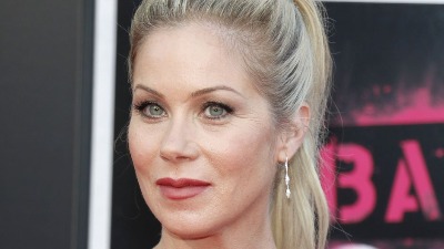 Teški trenuci, ali snažna poruka: Kristina Eplgejt se oglasila iz bolnice i dirnula sve (FOTO)