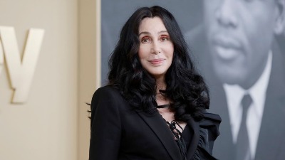 Šer tek posle 15 godina saznala da ima unuku: Evo kako je izgledao njihov susret