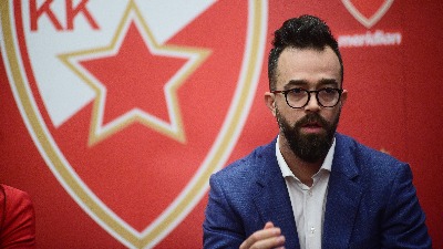 Oprostite mu ružnu prošlost - generalni direktor Zvezde je (nekad bio) navijač Partizana (FOTO)