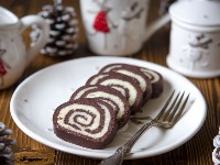 Rolat sa kokosom bez pečenja: Toliko ukusan da nestaje odmah sa stola 