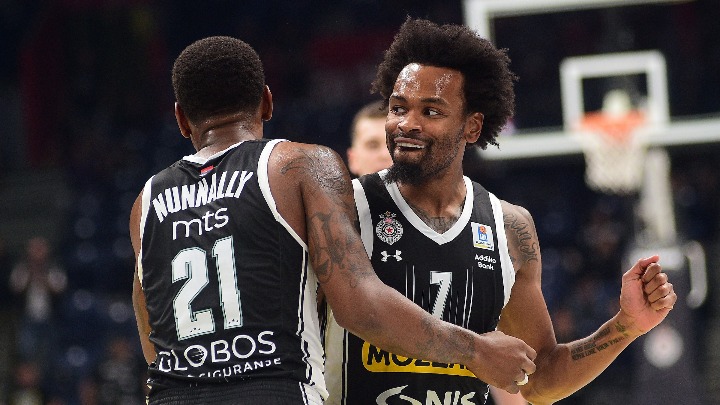 Naneli bacio "grobare" u trans posle poraza Zvezde: Jedno "đubre" je bilo dovoljno, oglasio se i Panter