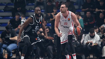 Nikola Milutinov u najboljoj petorci Evrolige - evo ko je još izabran u idealni tim (FOTO)