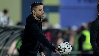 DIREKTNO trener kola SLS - Koković: "Ni evropske ekipe se nisu naigrale fudbala protiv Zvezde! Istorijski bod"