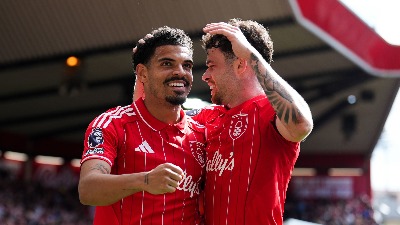 "Šumari" deklasirali Sanderlend - Vest Hem ili Totenhem ispadaju iz lige!