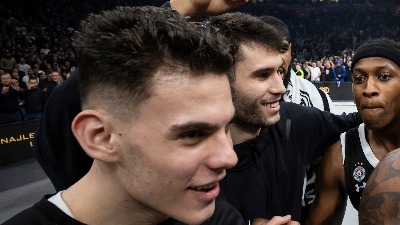 Saznajemo: Haos na slavlju košarkaša Partizana, Bošnjaković udario Nakićevog tasta!