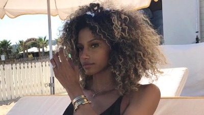 Kakvu lepoticu je miljenik "grobara" doveo u Beograd: Kada je ušla u Arenu svi su se okrenuli (FOTO/VIDEO)