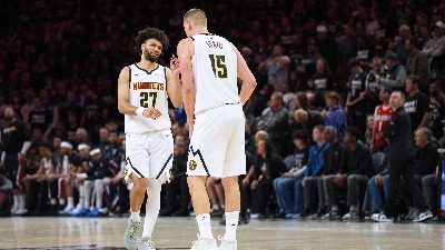 Jokićev Denver pred ispadanjem: Minesota uprkos problemima povela sa 3:1 u plej-ofu