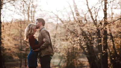 Samo se tri puta istinski voli: Priča o ljubavi kroz tri životne faze