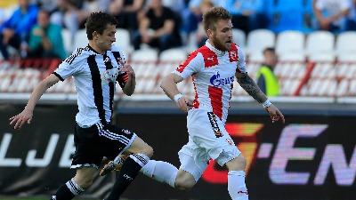 Večiti derbi 21. veka - evo koga je Chatgpt odabrao u najboljih 11 Zvezde i Partizana! Čiji tim je jači?