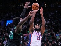 Boston ispustio prvu "meč loptu", Embid vratio seriju u Filadelfiju! Niksi poveli, Sparsi prošli dalje (VIDEO)