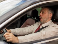 Ove navike za volanom rade gotovo svi vozači, a mogu biti smrtonosne