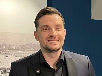 Ovu pesmu Mirze Selimovića prvo je pevao Đorđe Balašević: "Imao sam privatni koncert sa Đoletom"
