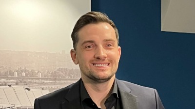 Ovu pesmu Mirze Selimovića prvo je pevao Đorđe Balašević: "Imao sam privatni koncert sa Đoletom"