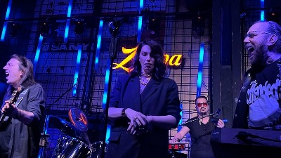 Rok elegancija u Zappa Bazi: Neverne bebe zapalile klub prepoznatljivim zvukom