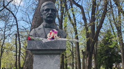 Sećanje na Jovana Dučića: Udruženje Trebinjaca odalo poštu slavnom zemljaku