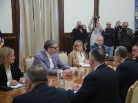 Vučić nastavlja konsultacije sa predstavnicima stranaka