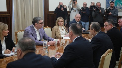 Vučić nastavlja konsultacije sa predstavnicima stranaka