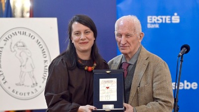 "Pisati - ispovijedati se": Matija Bećković uručio nagrada za književnost "Momo Kapor"