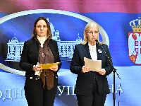 Raspao se još jedan opozicioni poslanički klub