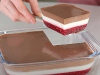 Kremasta poslastica koja će vas koštati manje od 500 dinara!