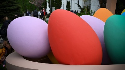 Čestitke povodom Vaskrsa: Šta su građanima poručili predsednik, studenti i deo opozicije?