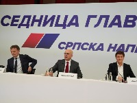 Završena sednica Glavnog odbora SNS: "Mir, stabilnost i Srbija iznad svega"