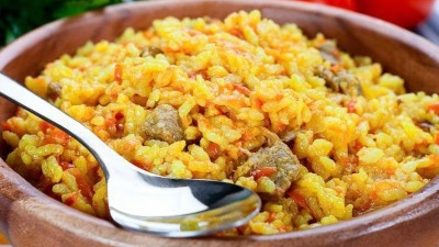 Pilav sa junetinom i povrćem – sočan, mirisan i zasitan domaći klasik