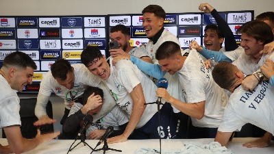 Slavlje u Pančevu! Železničar prvi put u Evropi - igrači uleteli na Kokovićevu konferenciju (VIDEO)