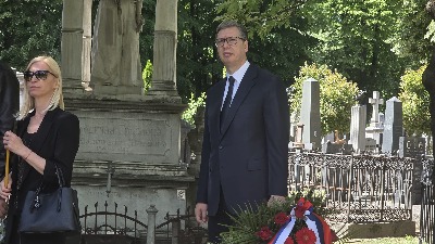 Predsednik Vučić stigao na sahranu Vladimira Cvetkovića (VIDEO)