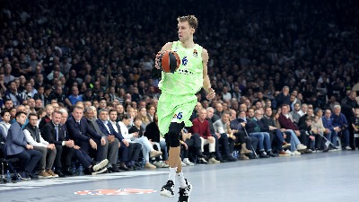 Jan Veseli završio karijeru? Barselona objavila, pa povukla vest - nikome nije jasno šta se dešava