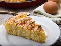 Domaća pita sa sirom koja se brzo pravi, uspeva iz prvog puta i miriše na bakinu kuhinju