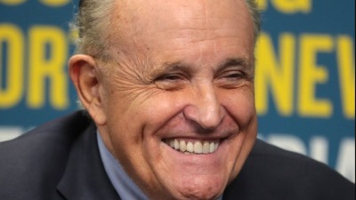 Rudi Đulijani završio u bolnici: U teškom je stanju