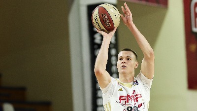 FMP nestvarnom trećom četvrtinom stigao do brejka protiv Mege i poveo sa 1:0 u seriji