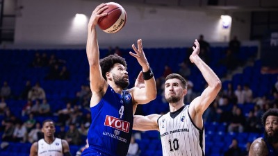 Budućnost opravdala ulogu favorita i bez većih problema slavila u prvom meču serije protiv Kluža